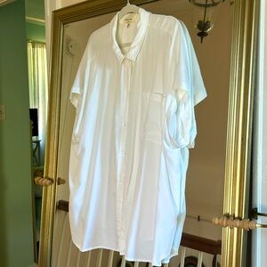 Anthropologie white oversized style shirt